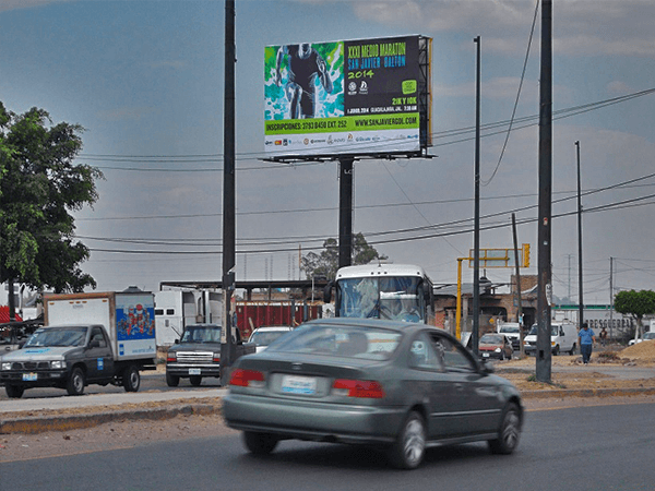 Publicidad Exterior Guadalajara Club Deportivo Hacienda San Javier